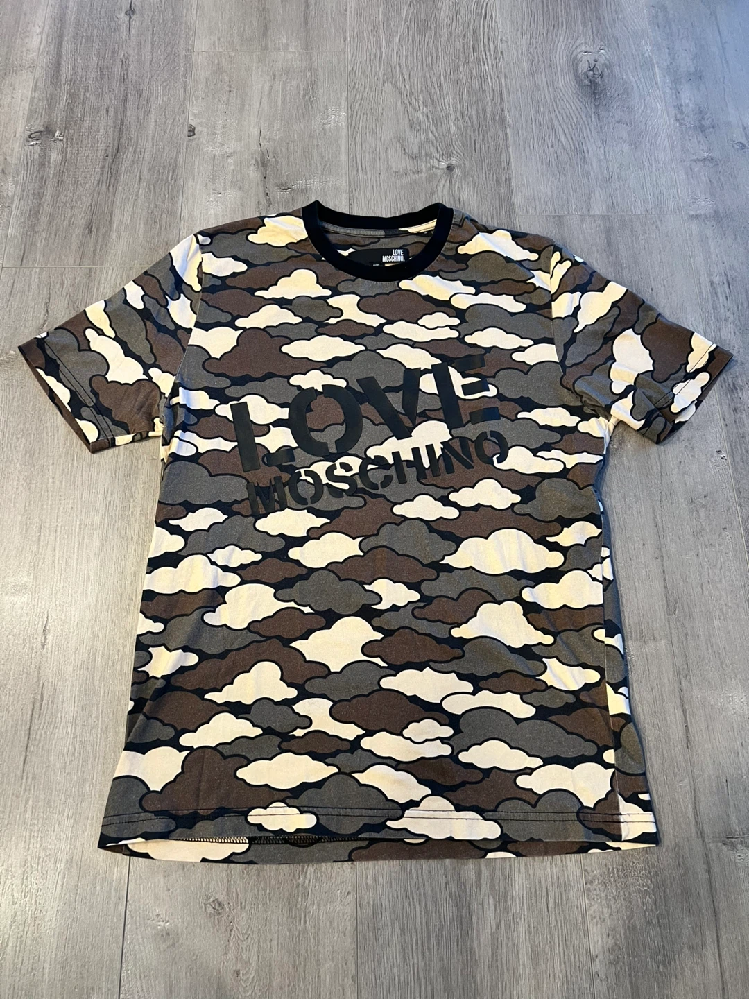 LOVE MOSCHINO Cloud Camo T-Shirt Size S
