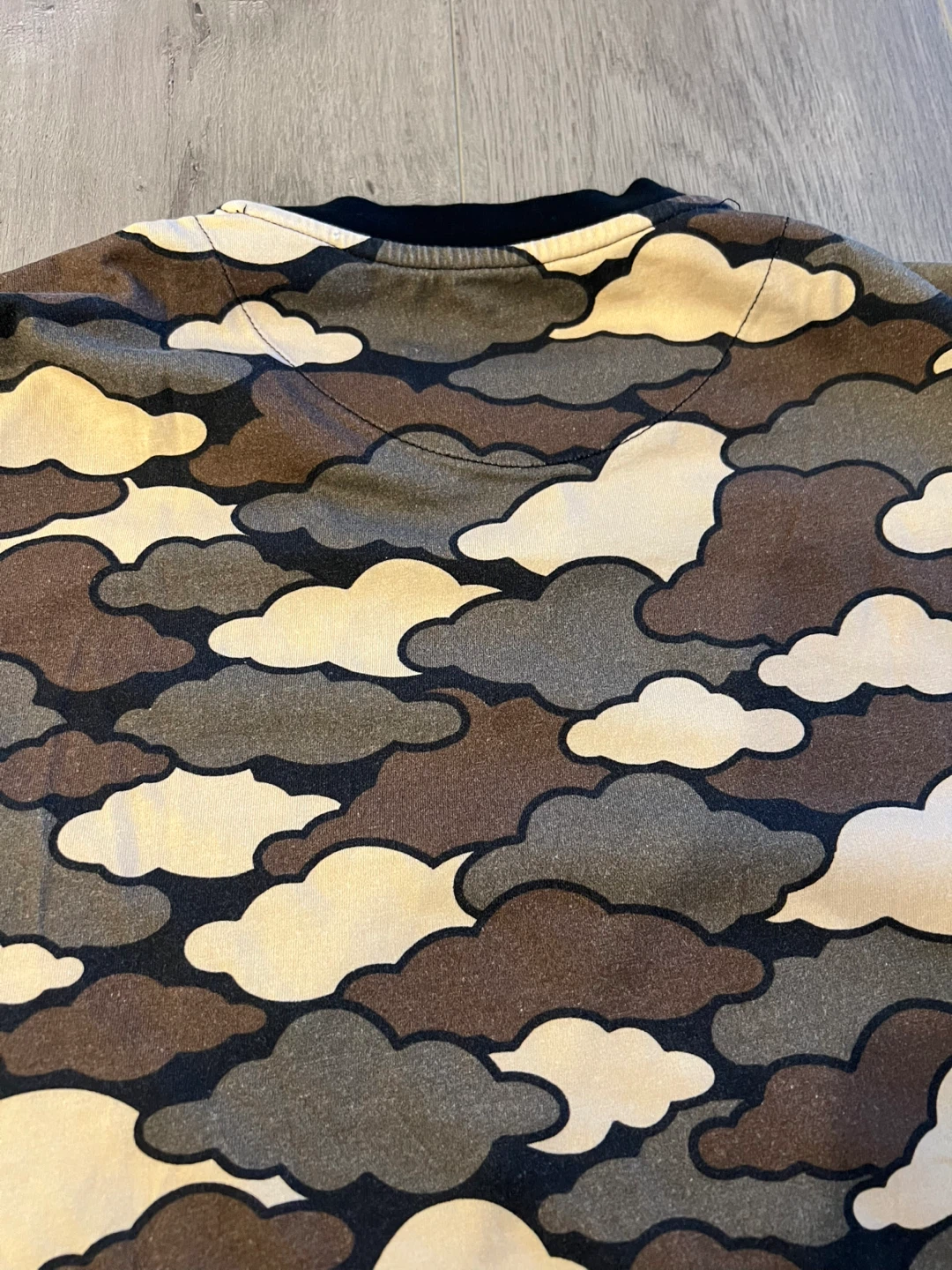 LOVE MOSCHINO Cloud Camo T-Shirt Size S - photo 5