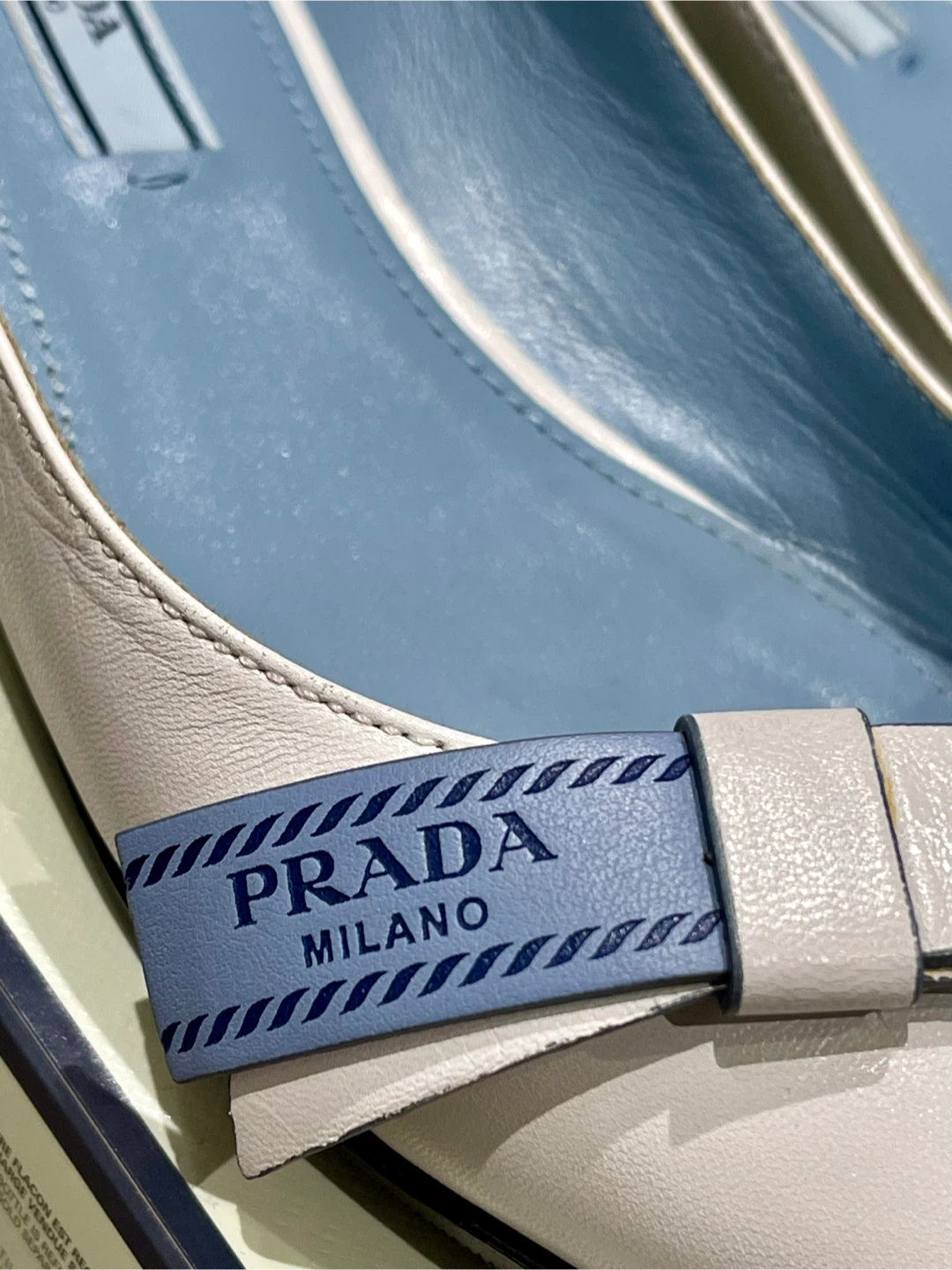 Prada Women's White Leather Pointed Toe Flats Size 36 - photo 3