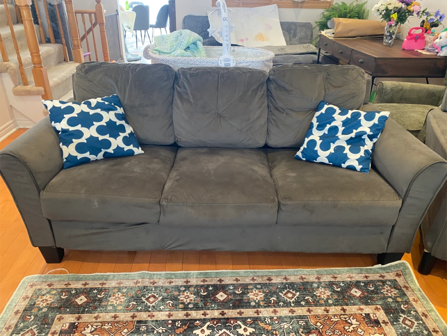 Grey 2 3-Seater Sofa with one chair - photo 4