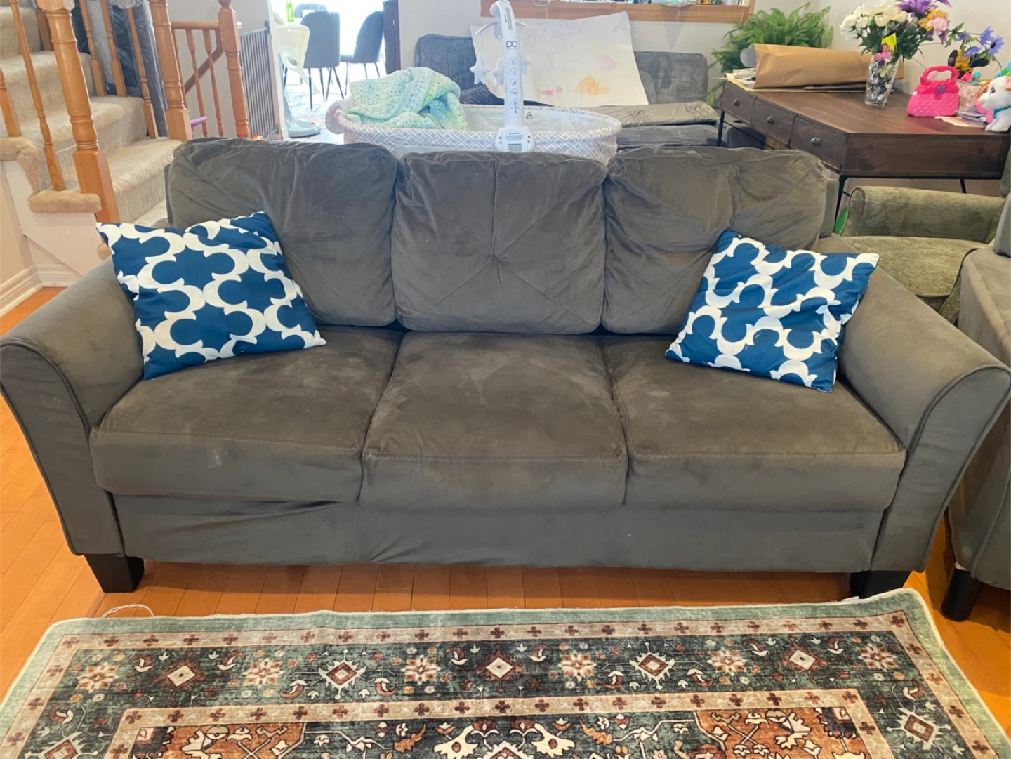 Grey 2 3-Seater Sofa with one chair - photo 3