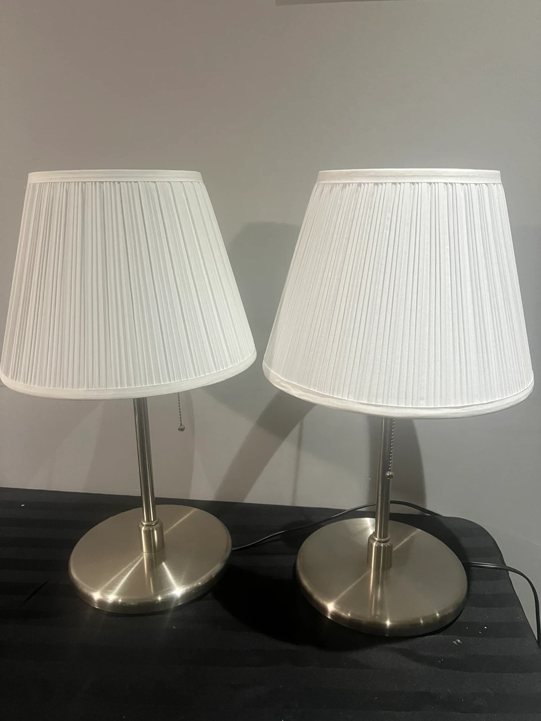 Pair of White Pleated Shade Table Lamps - photo 2