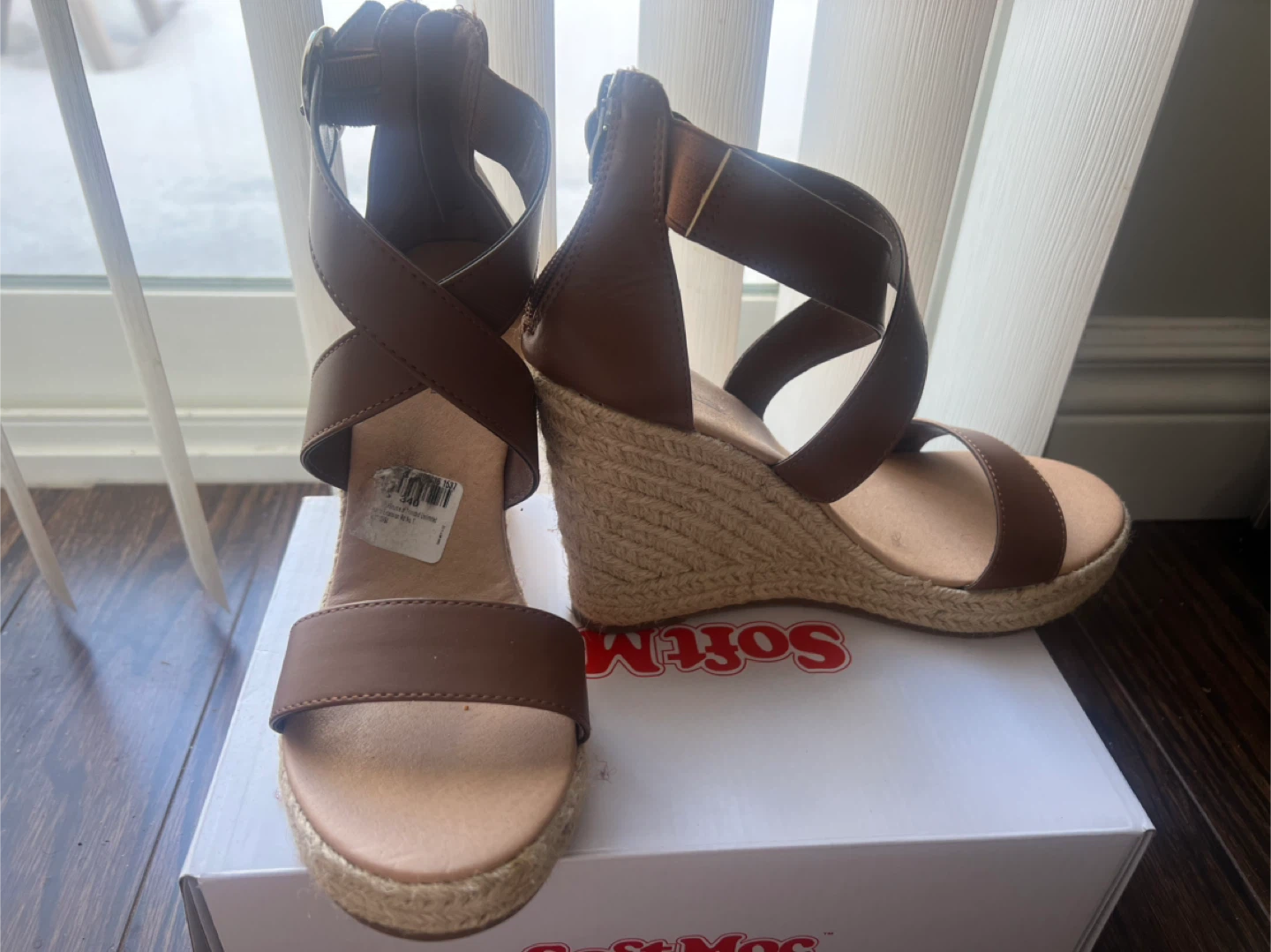SoftMoc Women's Brown Wedge Sandals - Size 8