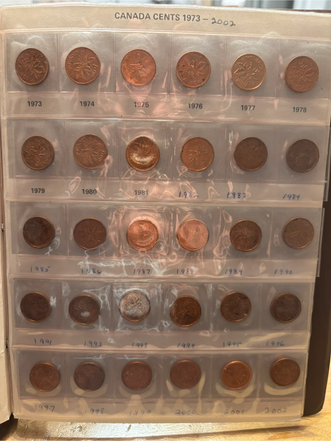 Canadian Small Cents Collection Binder (1920–2002) - photo 4