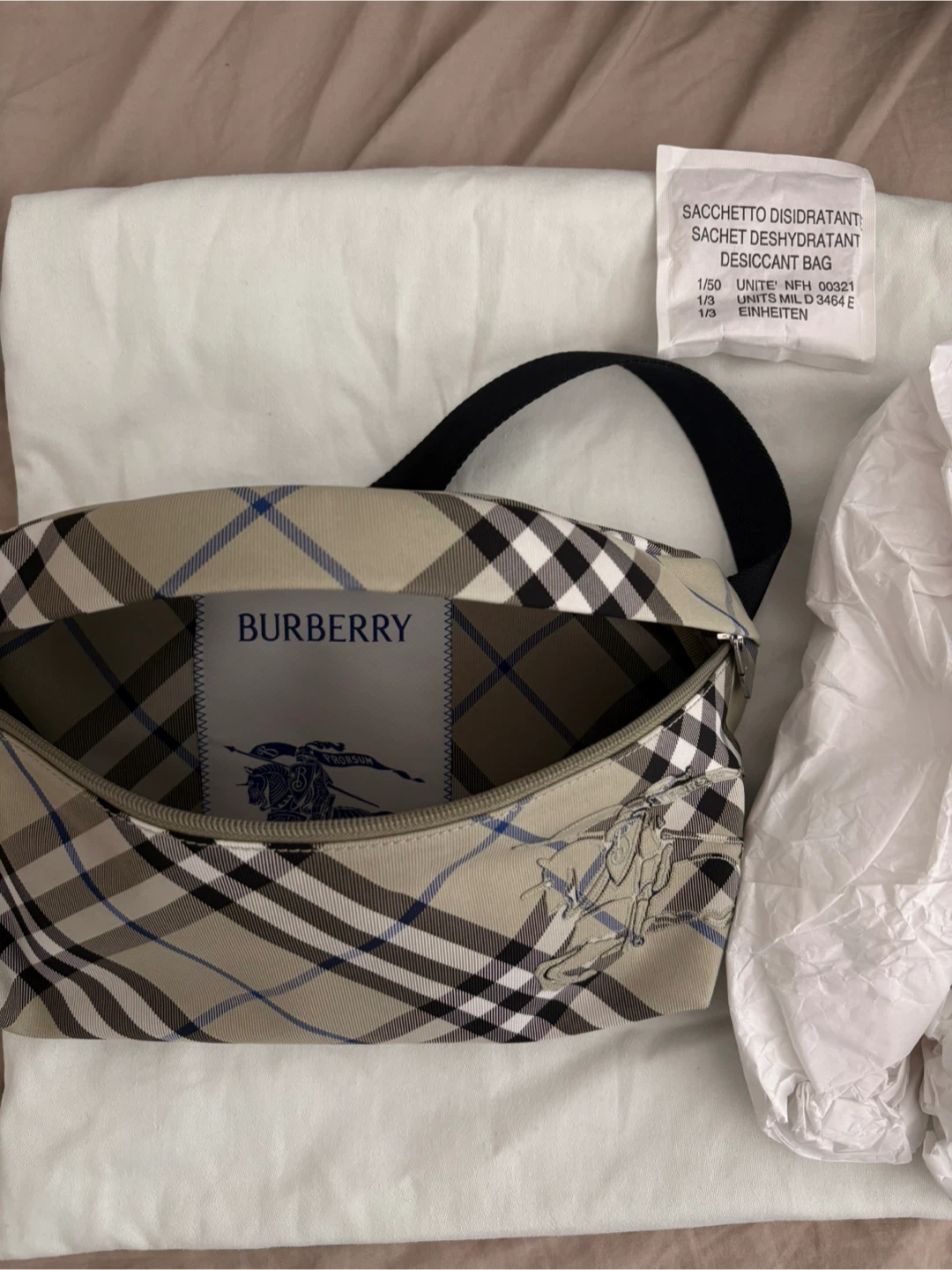 Burberry Belt Bag - photo 3