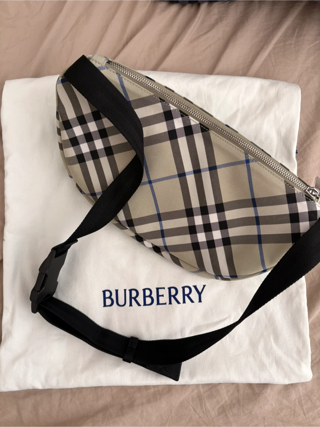 Burberry Belt Bag - photo 2