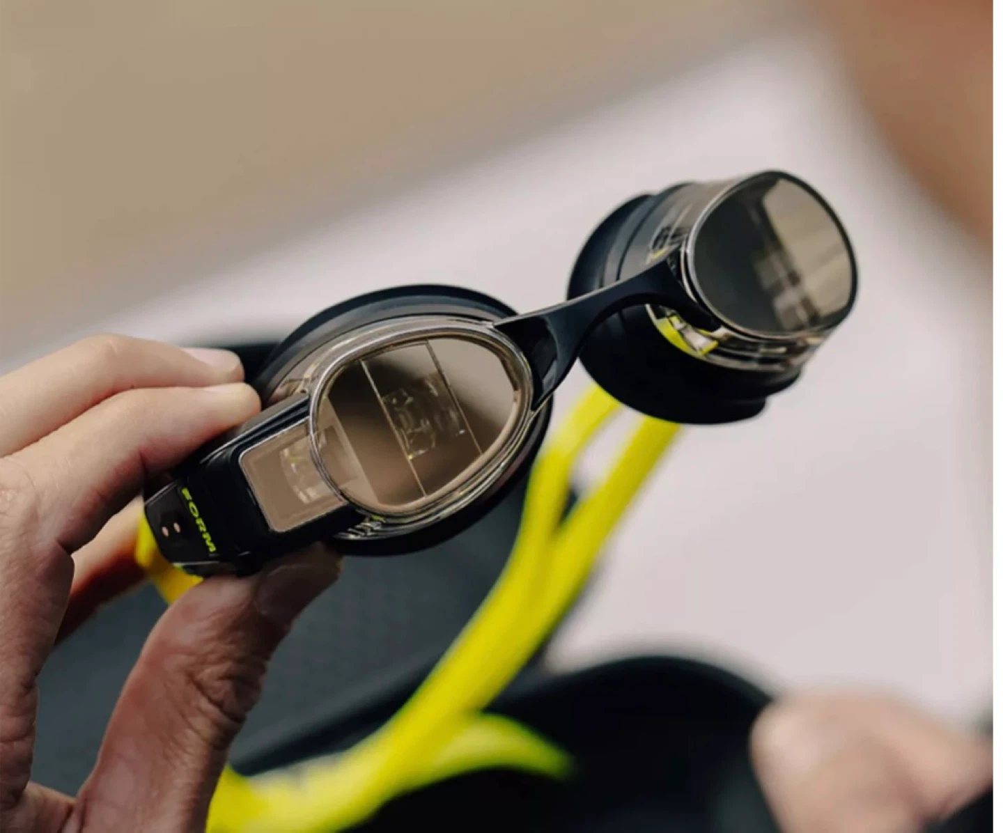 FORM 2 pro smart swim goggles - photo 2