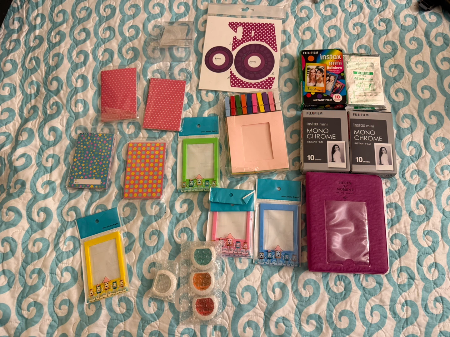 Fujifilm Instax Mini 9 Instant Camera Bundle with Accessories - photo 2