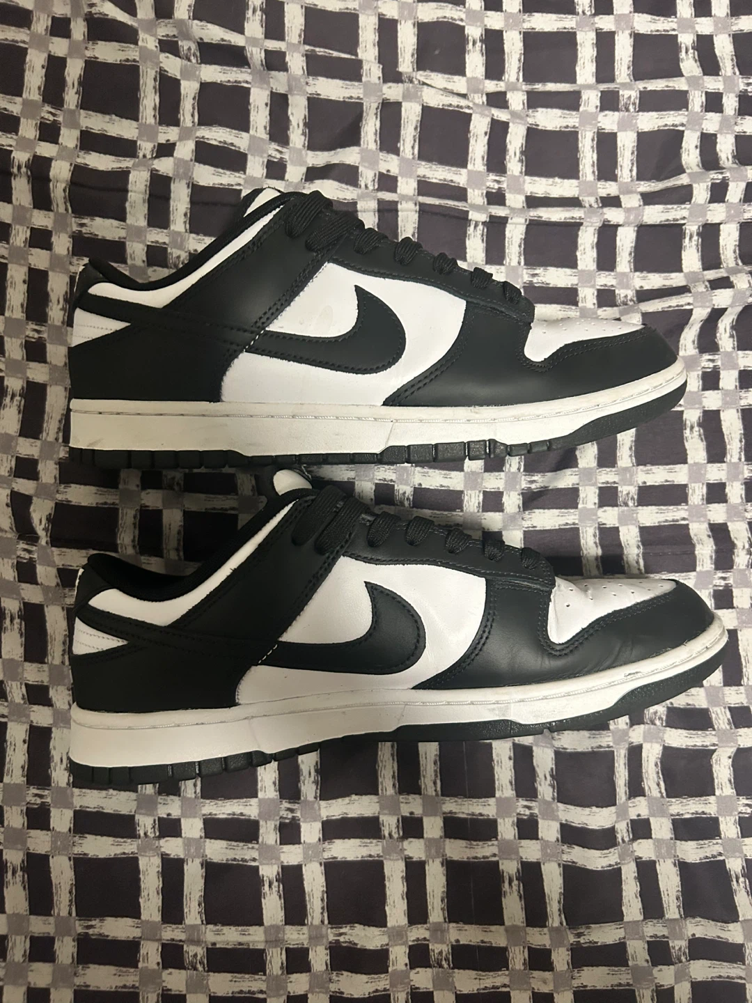 Nike Dunk Low "Panda" Sneakers