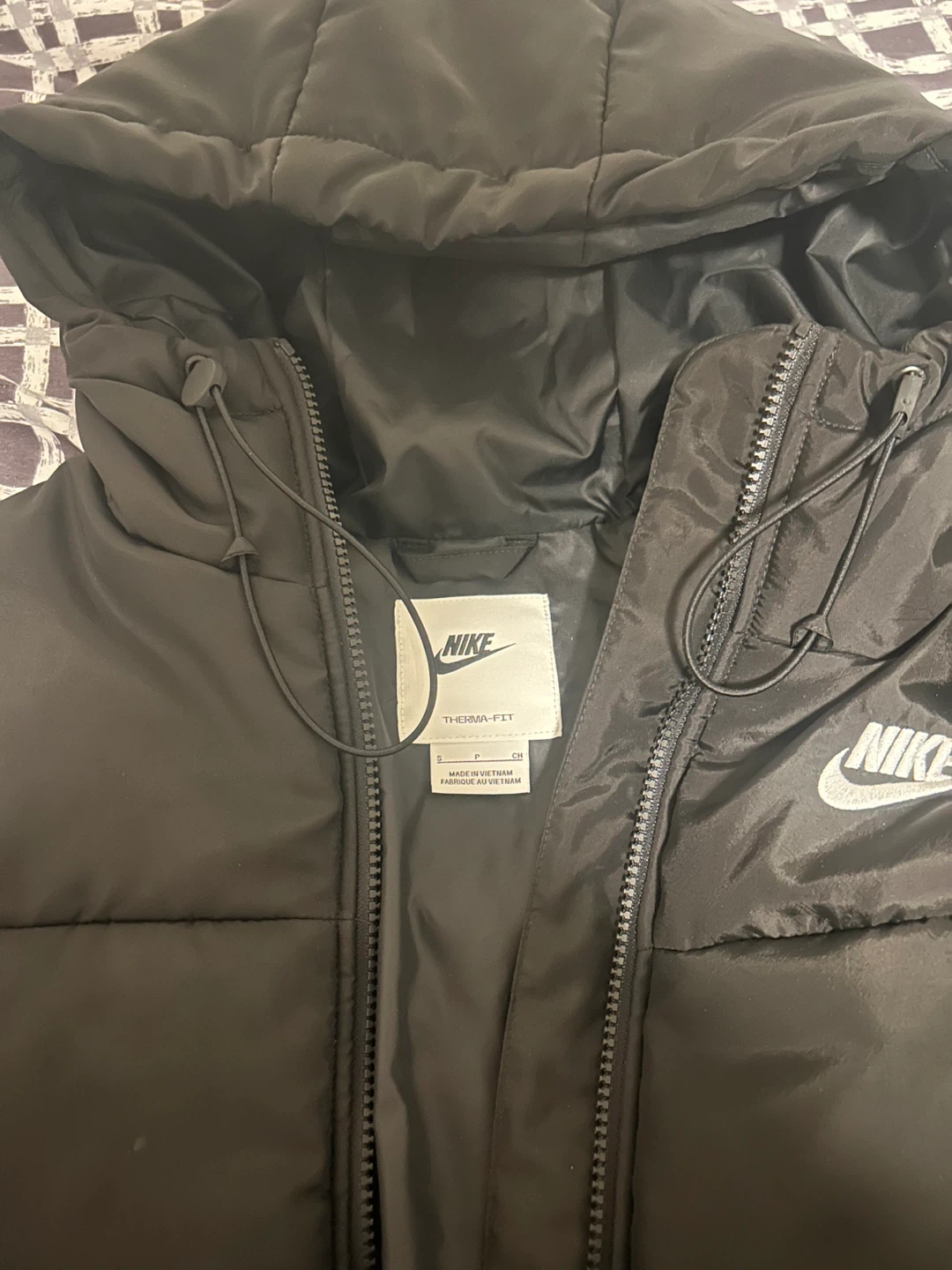 Nike Therma-FIT Puffer Jacket - Black - Size S - photo 2