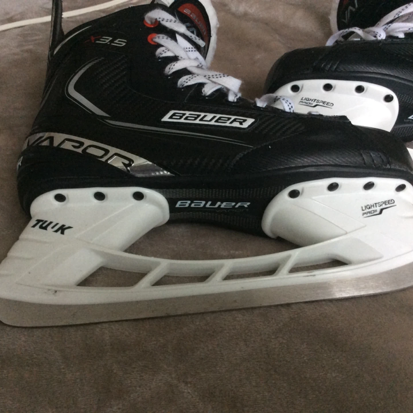 Bauer Vapor X3.5 Ice Skates Size 9.5