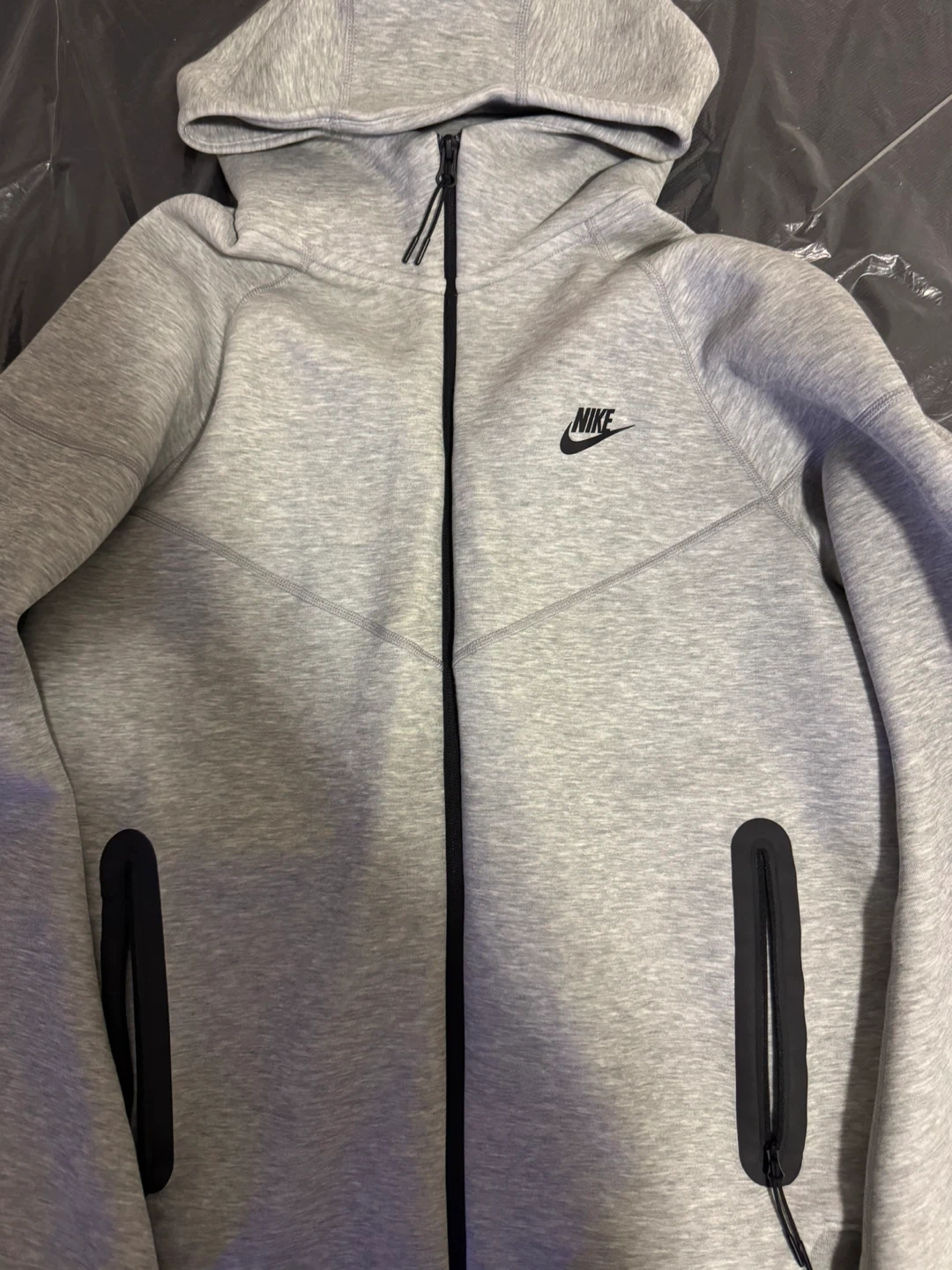 Nike Tech Fleece Full-Zip Hoodie