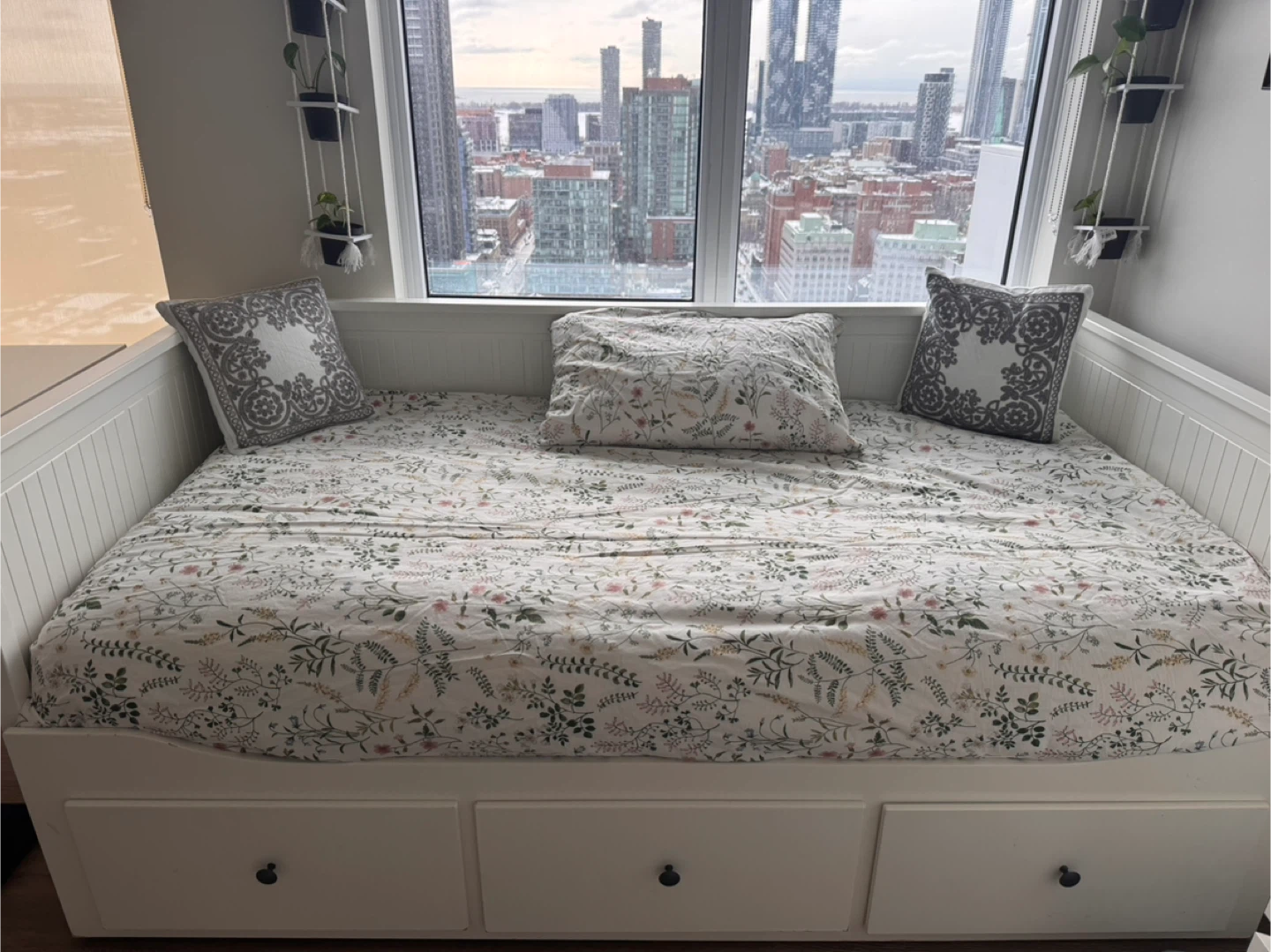 IKEA,White Daybed with Storage Drawers - photo 2