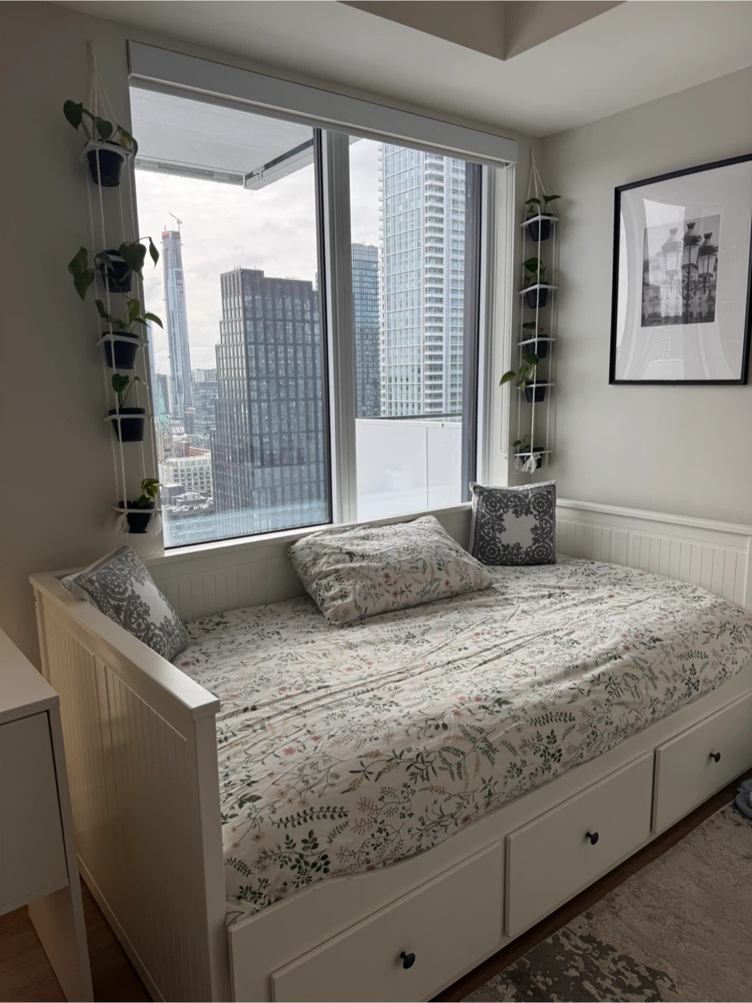 IKEA,White Daybed with Storage Drawers