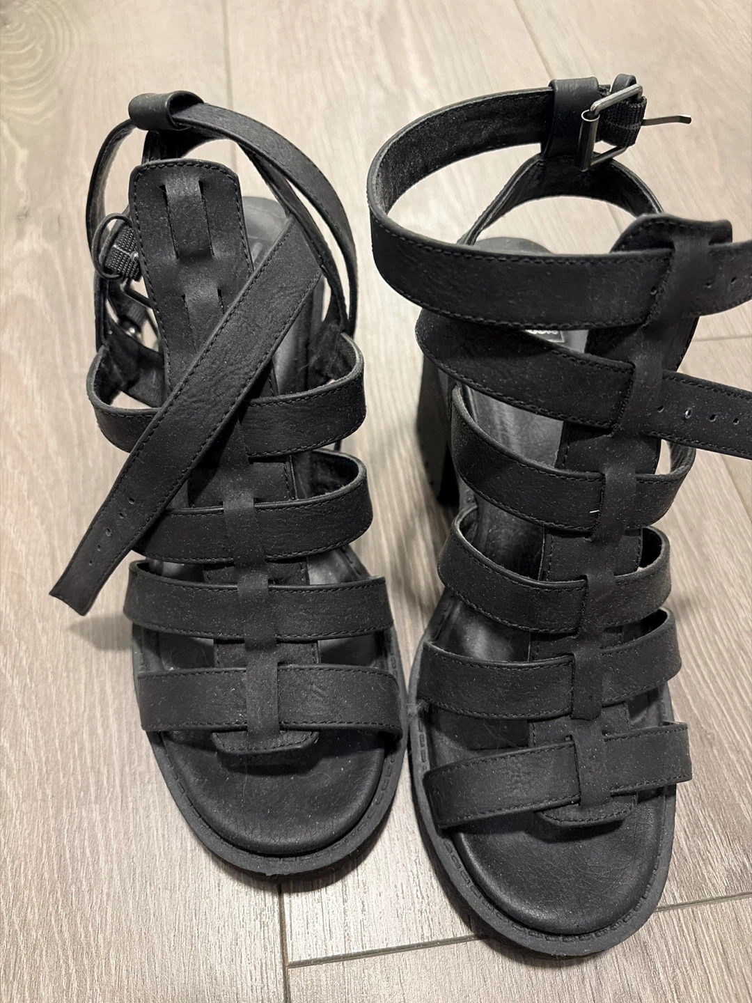 Black Gladiator Sandals - Size 6M
