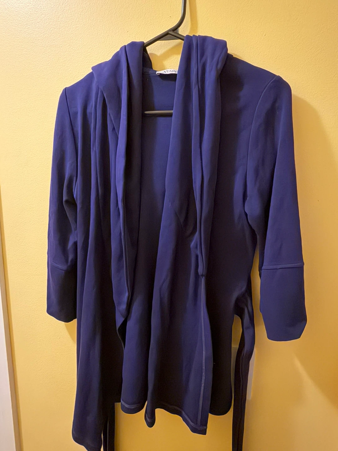 Xtaren Women's Navy Blue Hooded Cardigan