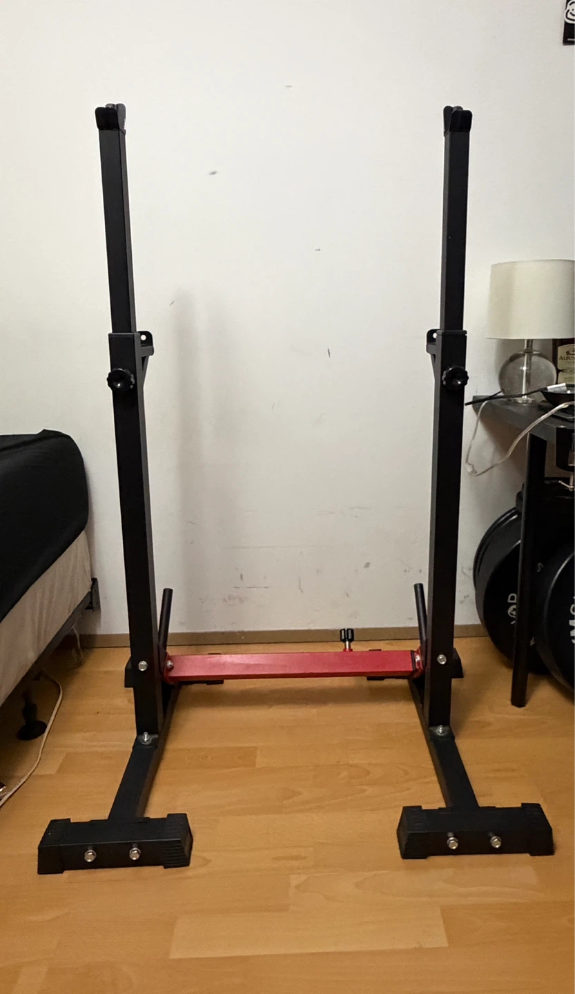 Adjustable Squat Rack