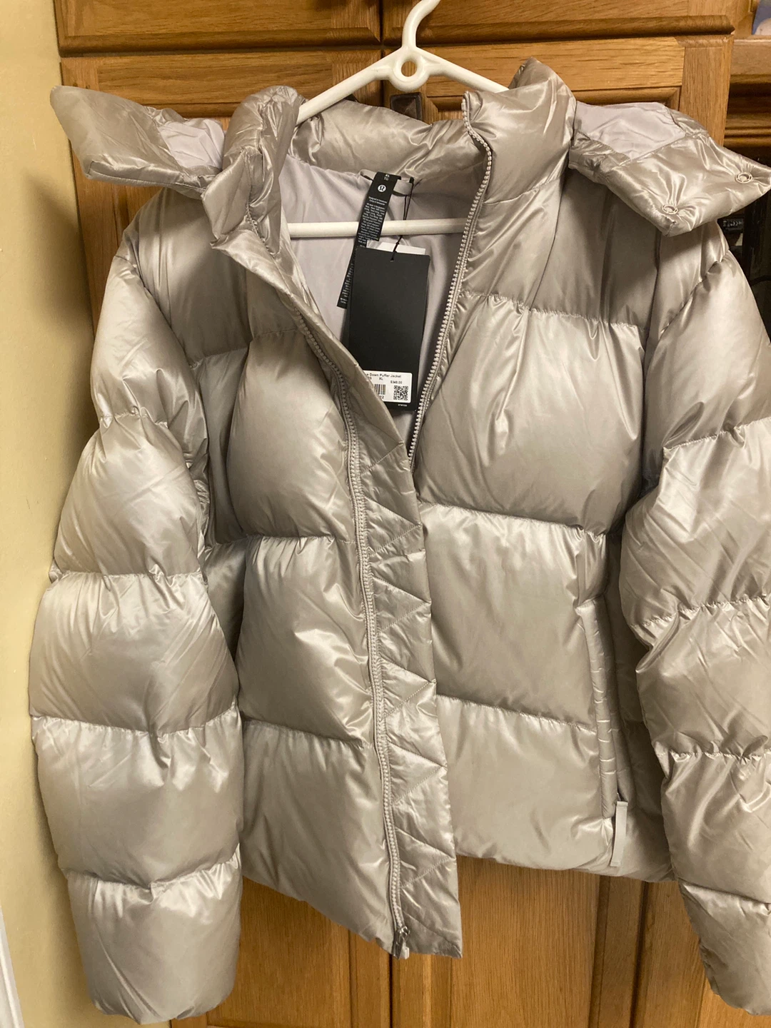 Lululemon Puffer Jacket with Hood - XL/TG