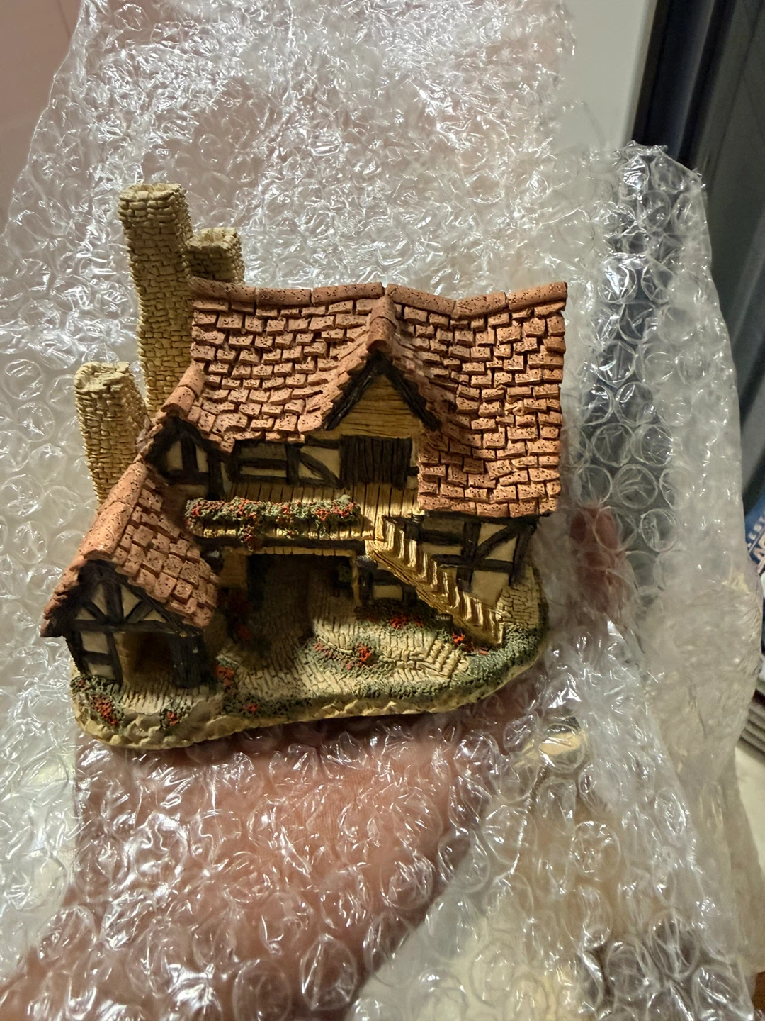 David Winter Cottages "The Bothy" by Enesco