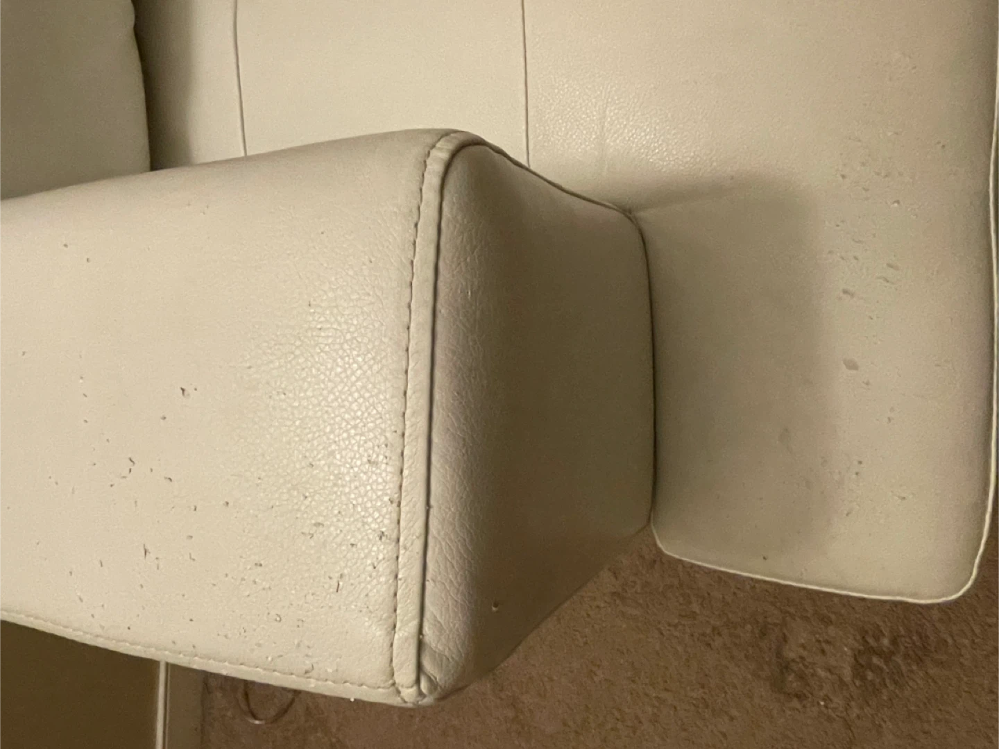 White Loveseat - photo 4