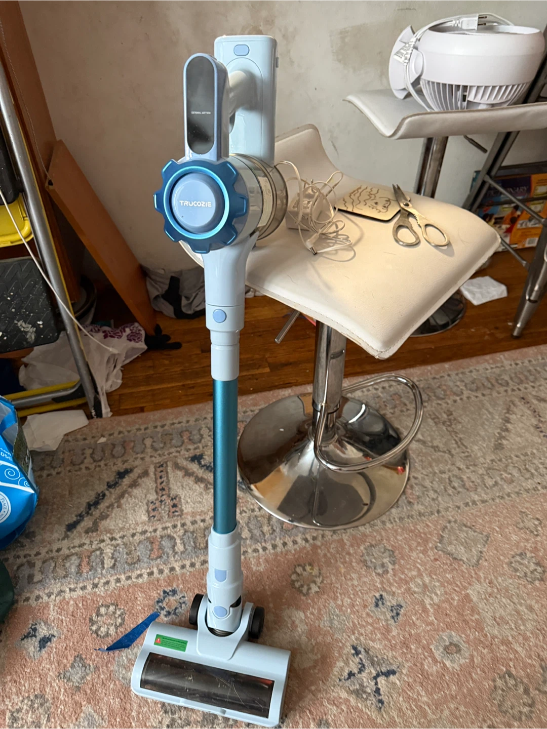 Trucozie Cordless Stick Vacuum Cleaner - photo 3
