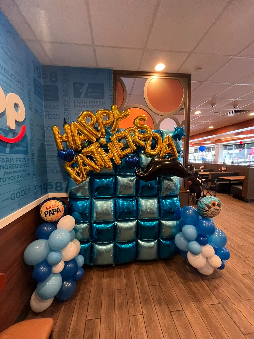 Happy Father's Day Balloon Backdrop & Decor
