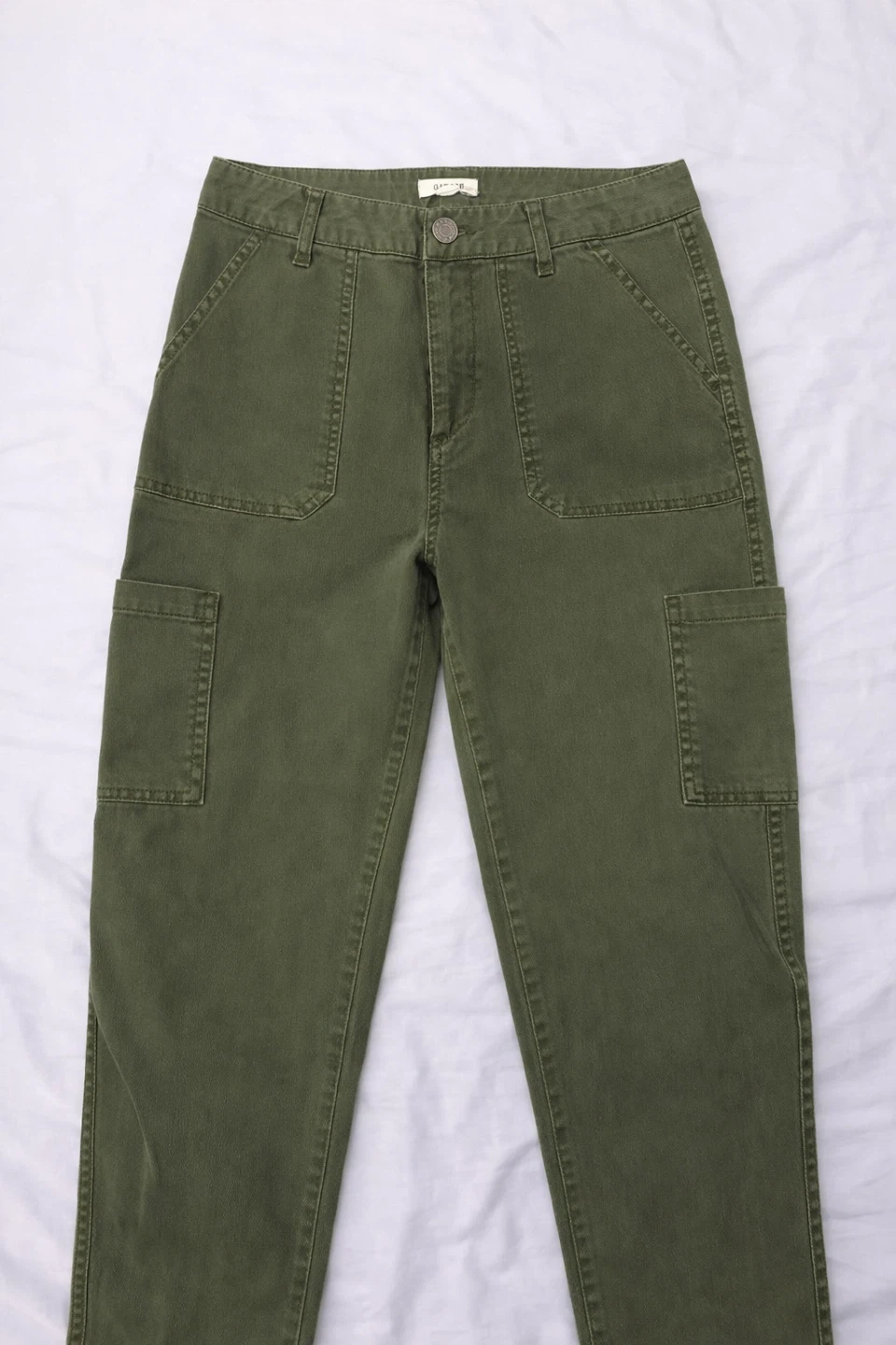 Garage Olive Green Cargo Pants - like new