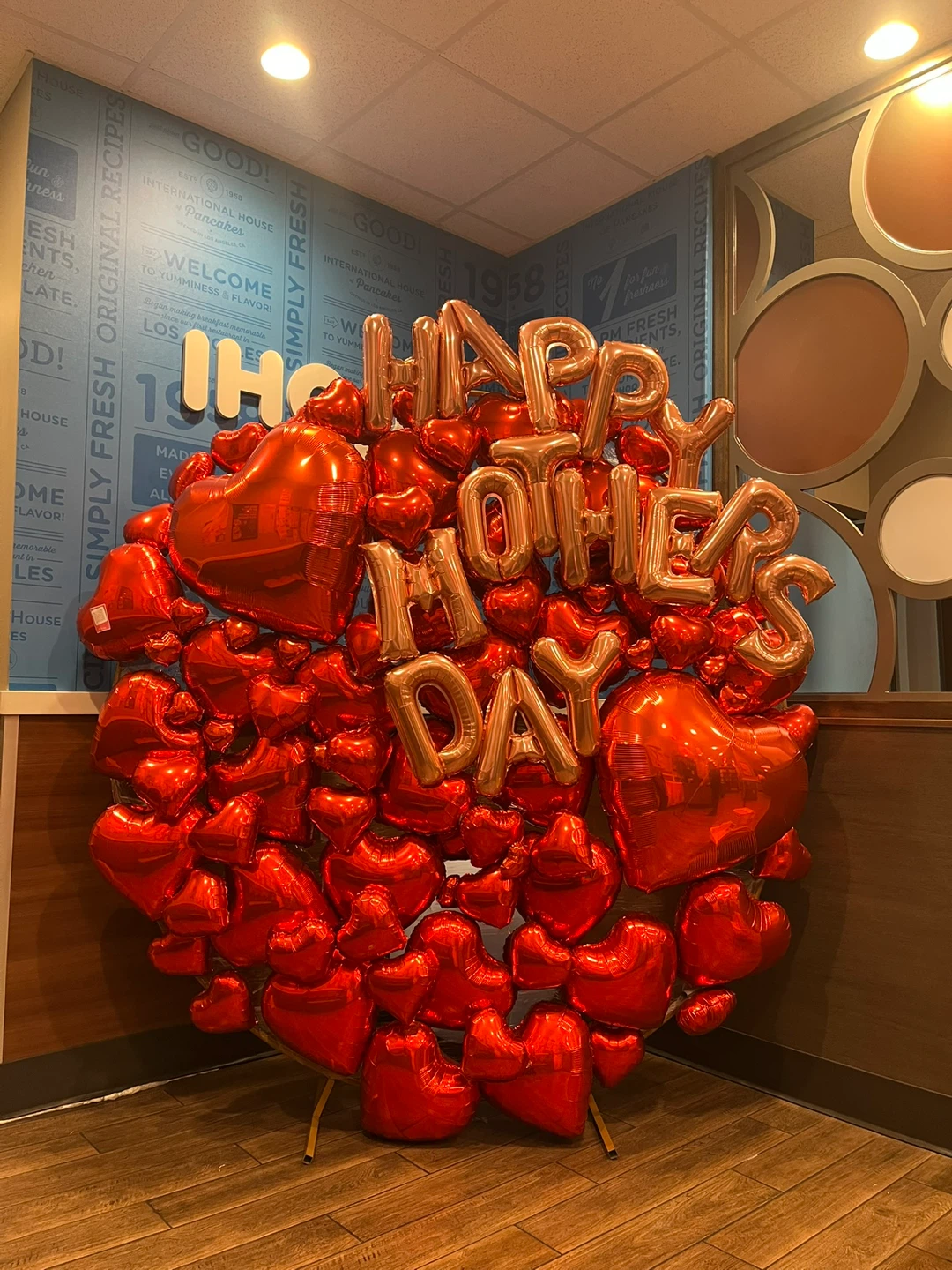 Happy Mother's Day Balloon Arrangement - photo 3