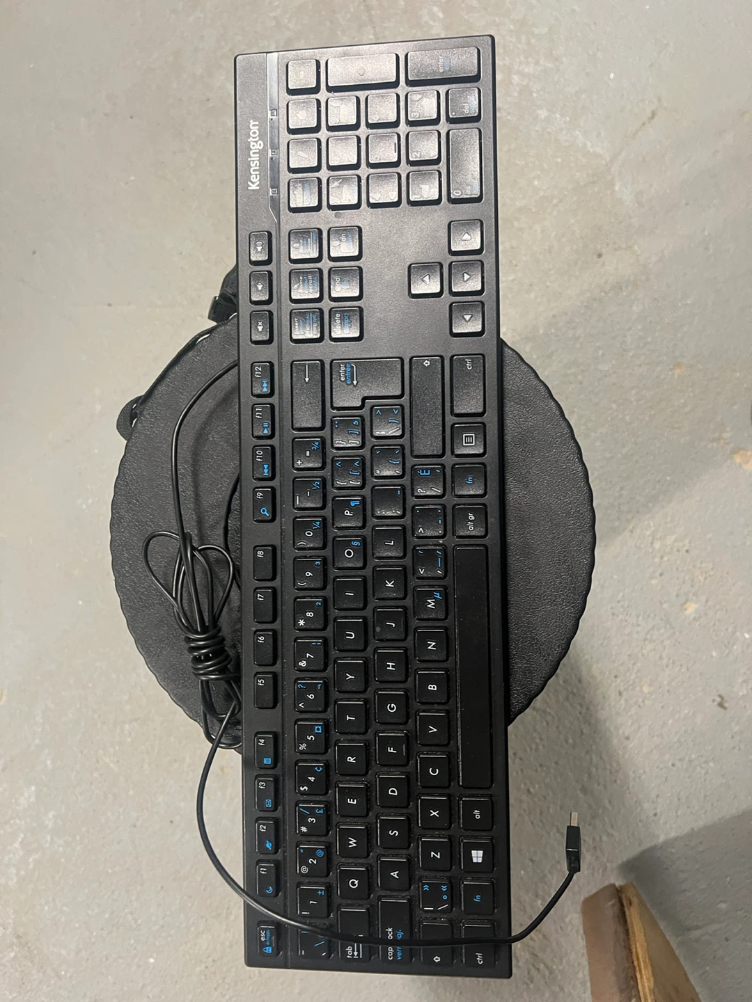 Kensington Wired Standard Keyboard - Bilingual