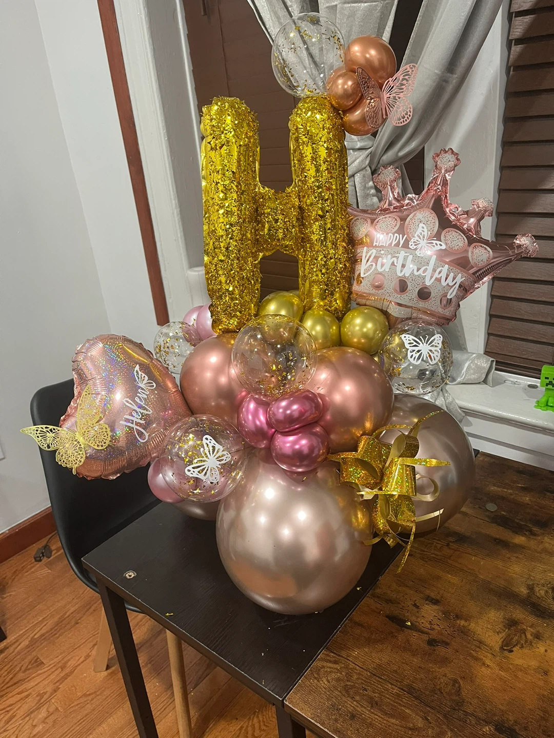 Happy Birthday Balloon Arrangement with Crown and "H" - photo 2