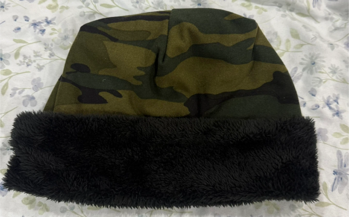 Camo Beanie with Faux Fur Trim - photo 2