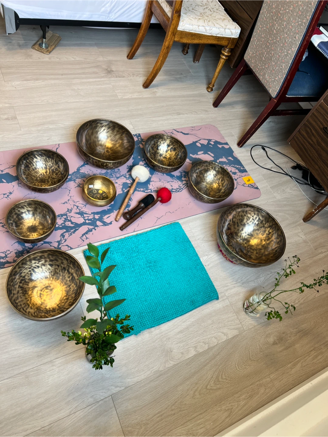 Tibetan Singing Bowls Set with Mallets - photo 2