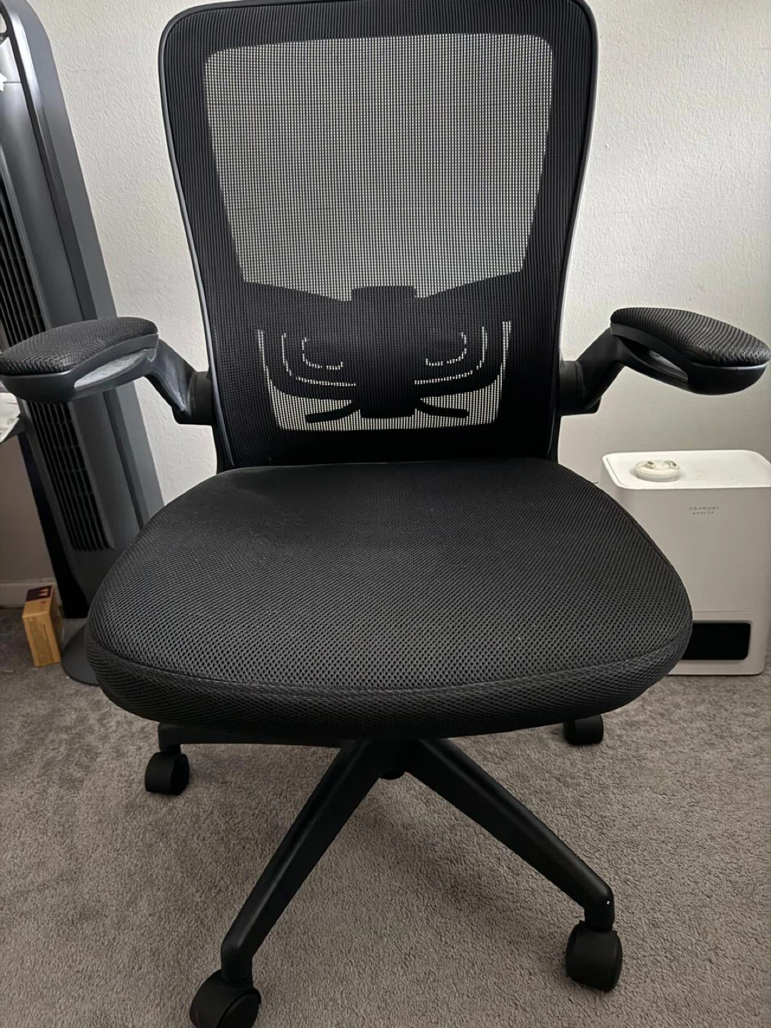 Black Mesh Office Chair - photo 2
