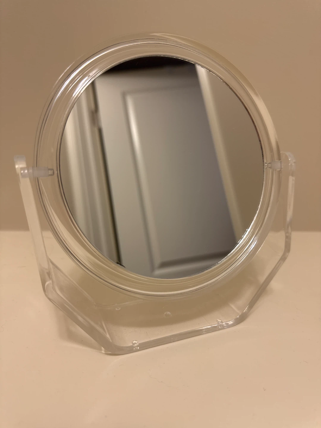 Clear Acrylic Tabletop Mirror