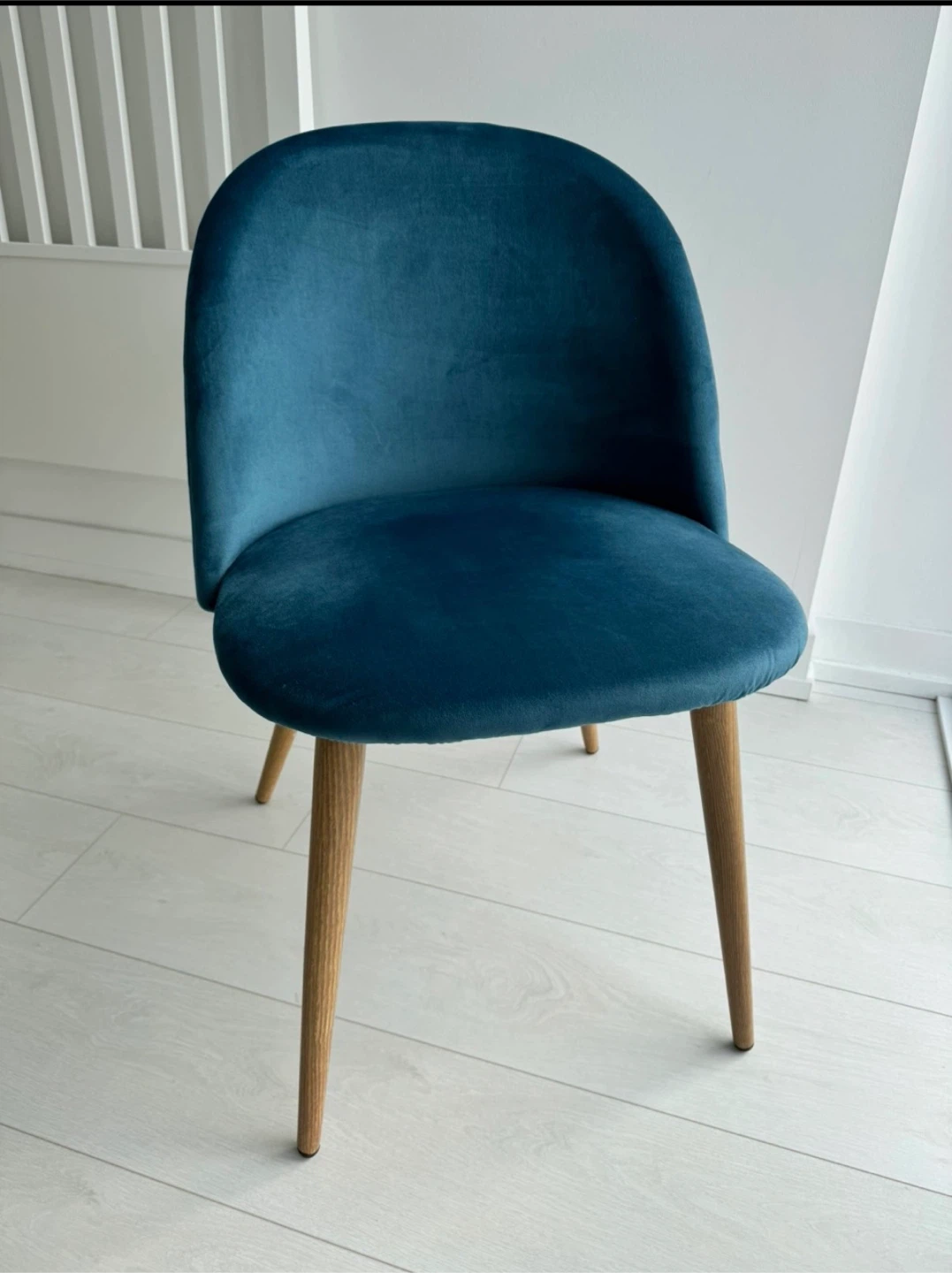2 x Teal Velvet Dining Chair with Wooden Legs - photo 2