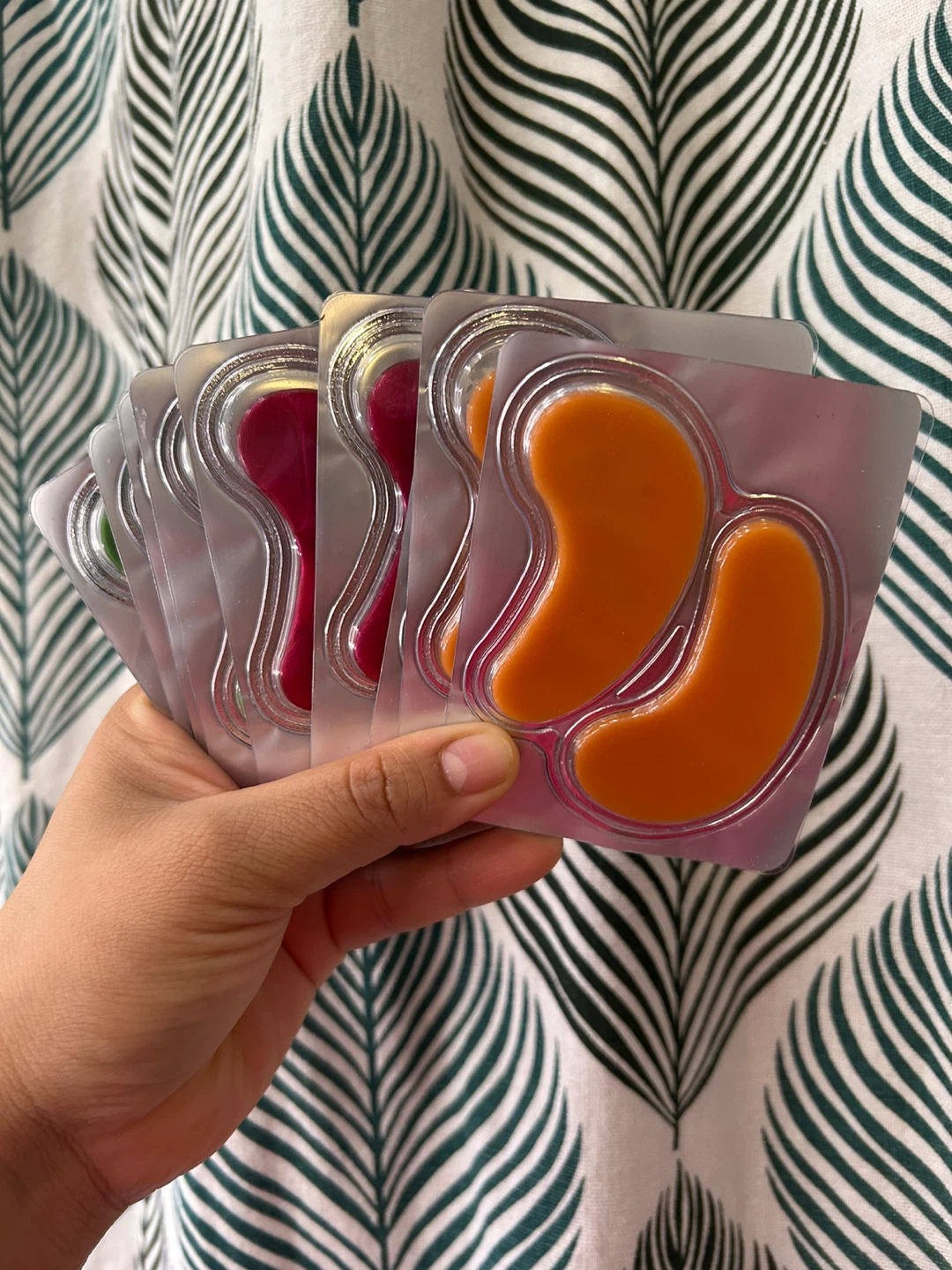 Hydrogel under-eye pads 9 in total