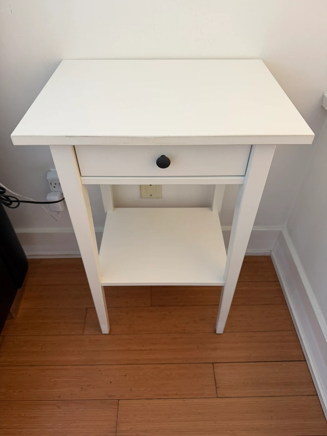 2 ikea White Hemnes Nightstands