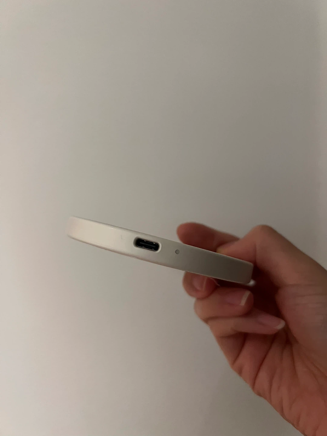 IKEA LIVBOJ Wireless Charger with USB-C - photo 4