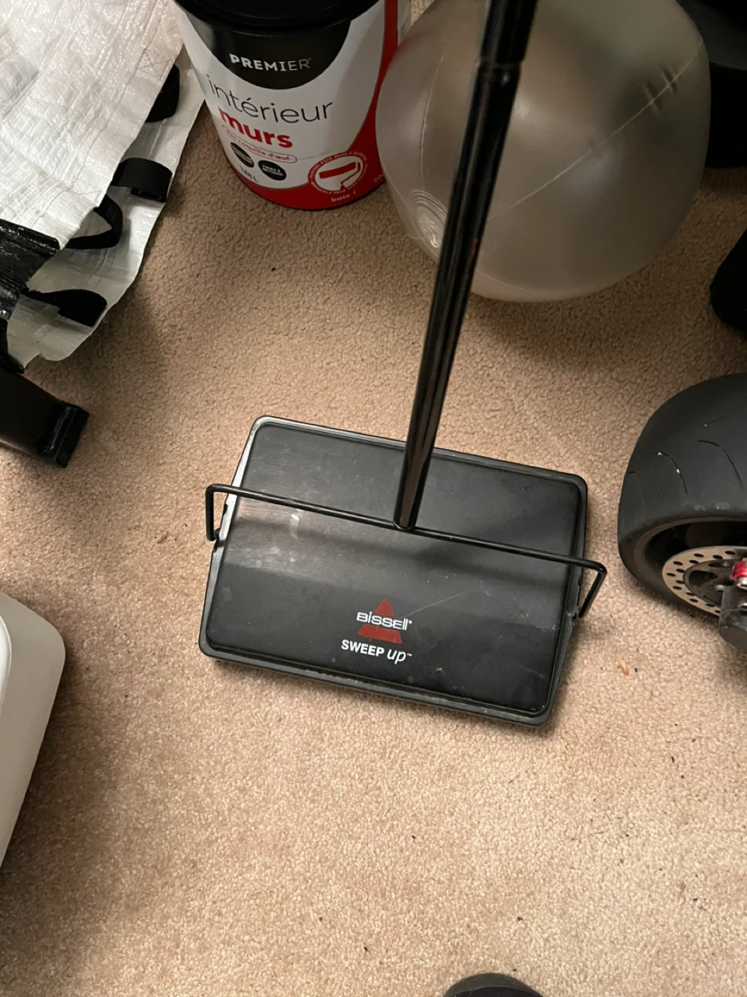 Bissell Sweep Up Lightweight Broom Sweeper - photo 2