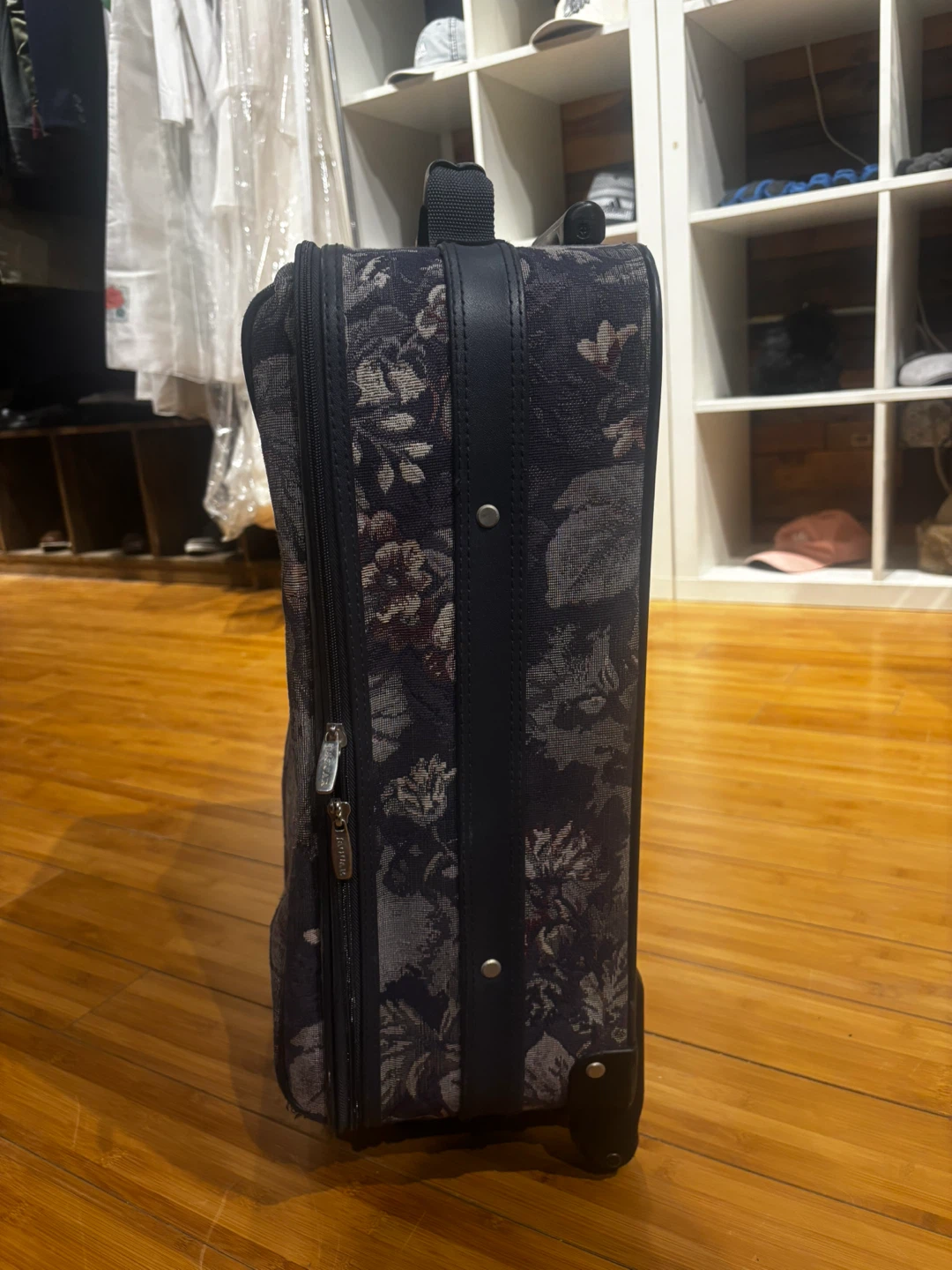 Rolling Carry on Suitcase - photo 4