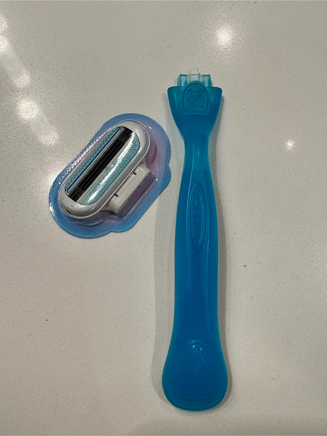Women's Razor Handle and Refill Cartridge