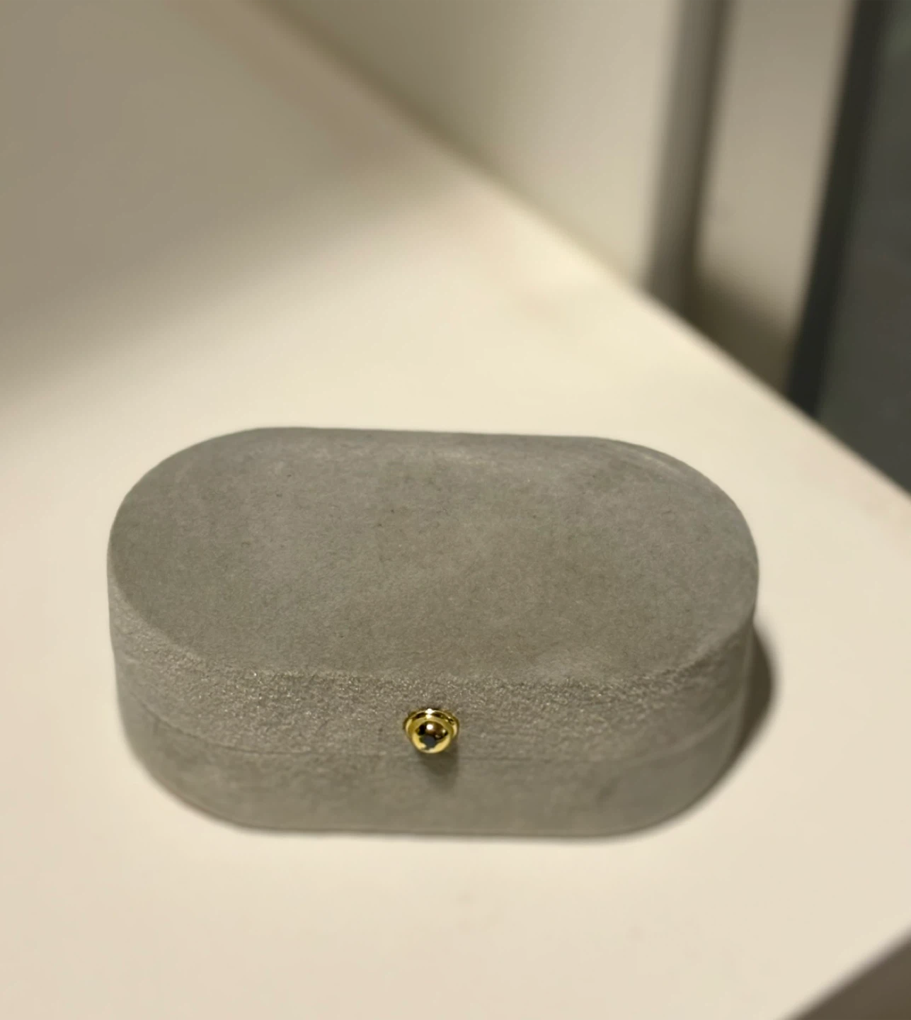 Grey Velvet Jewellery wedding ring Box - photo 2