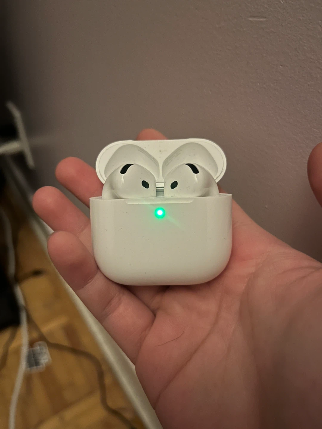 Airpods 4