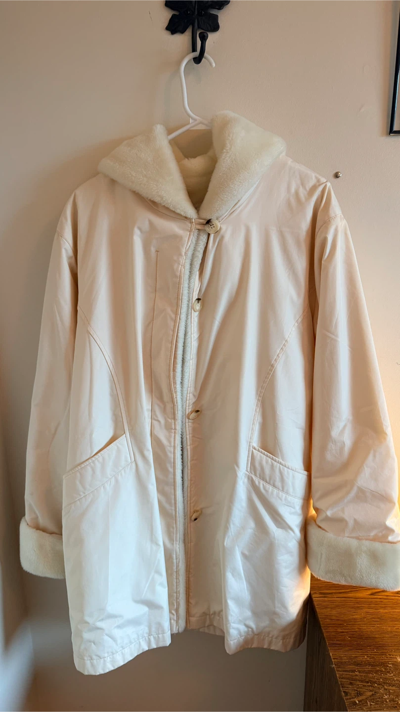 Fausta Collection Women's Cream Lined Winter Coat - photo 2