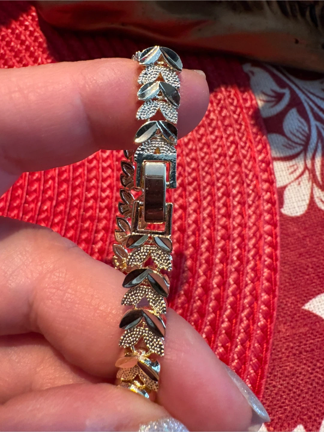 Gold Tone Bracelet with Rhinestone Accents - photo 5