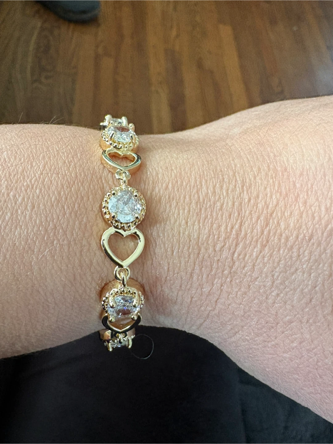 Gold Tone Bracelet with Rhinestone Accents