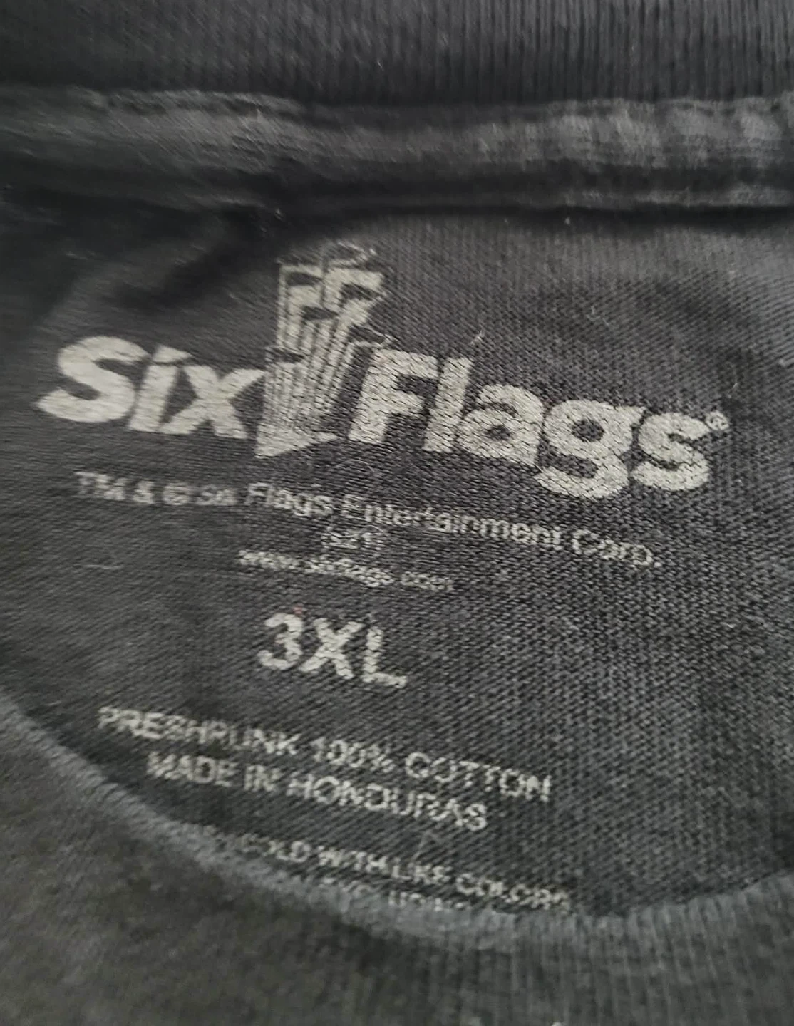 Six Flags Fright Fest Graphic T-Shirt 3XL - photo 3