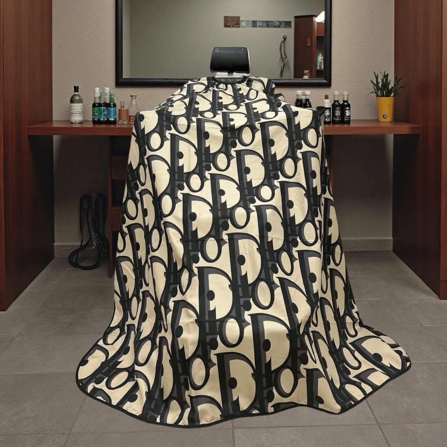 Barber Cape - Hermes Paris - photo 3