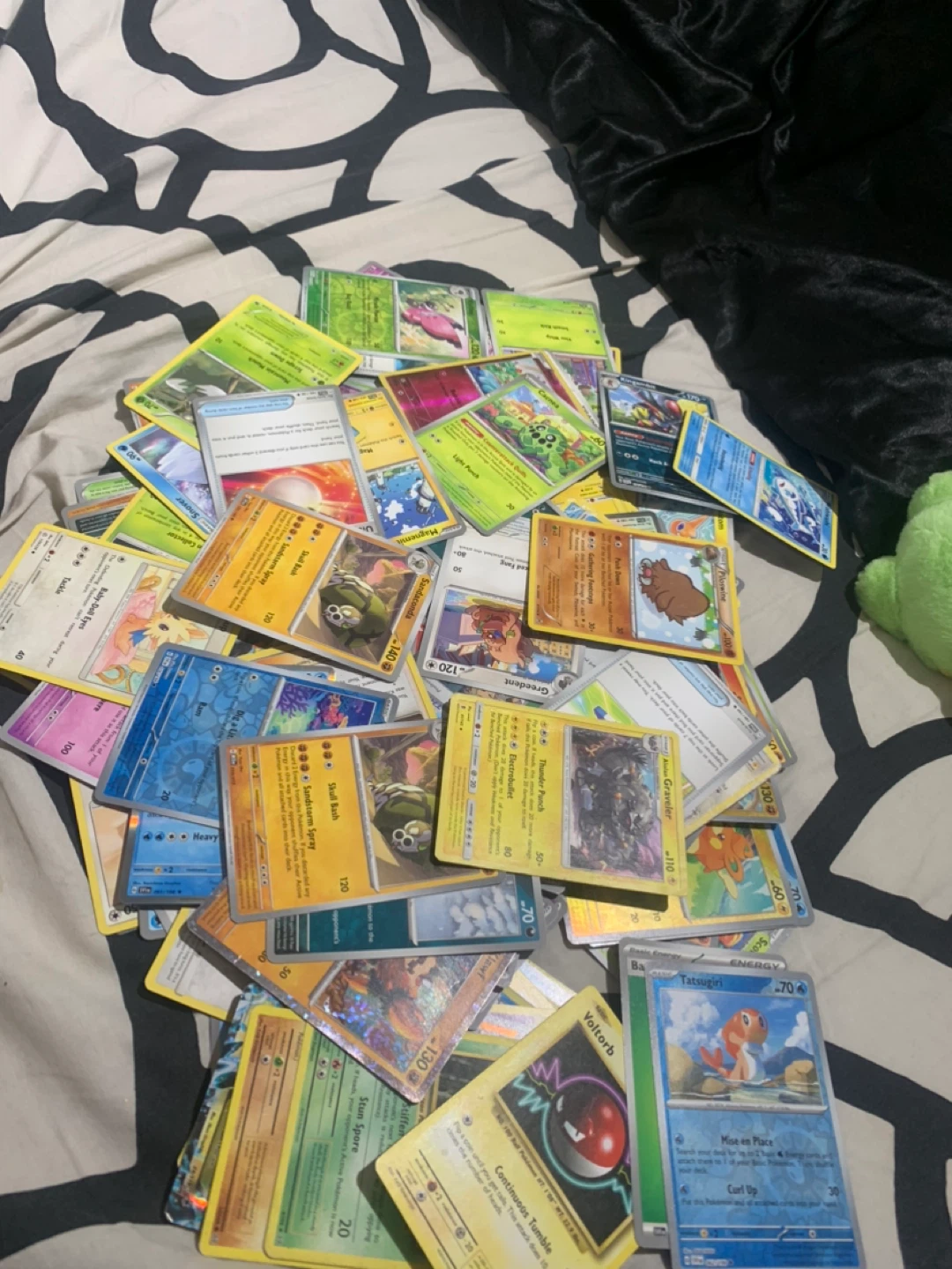 SALE OF POKEMON CARDS