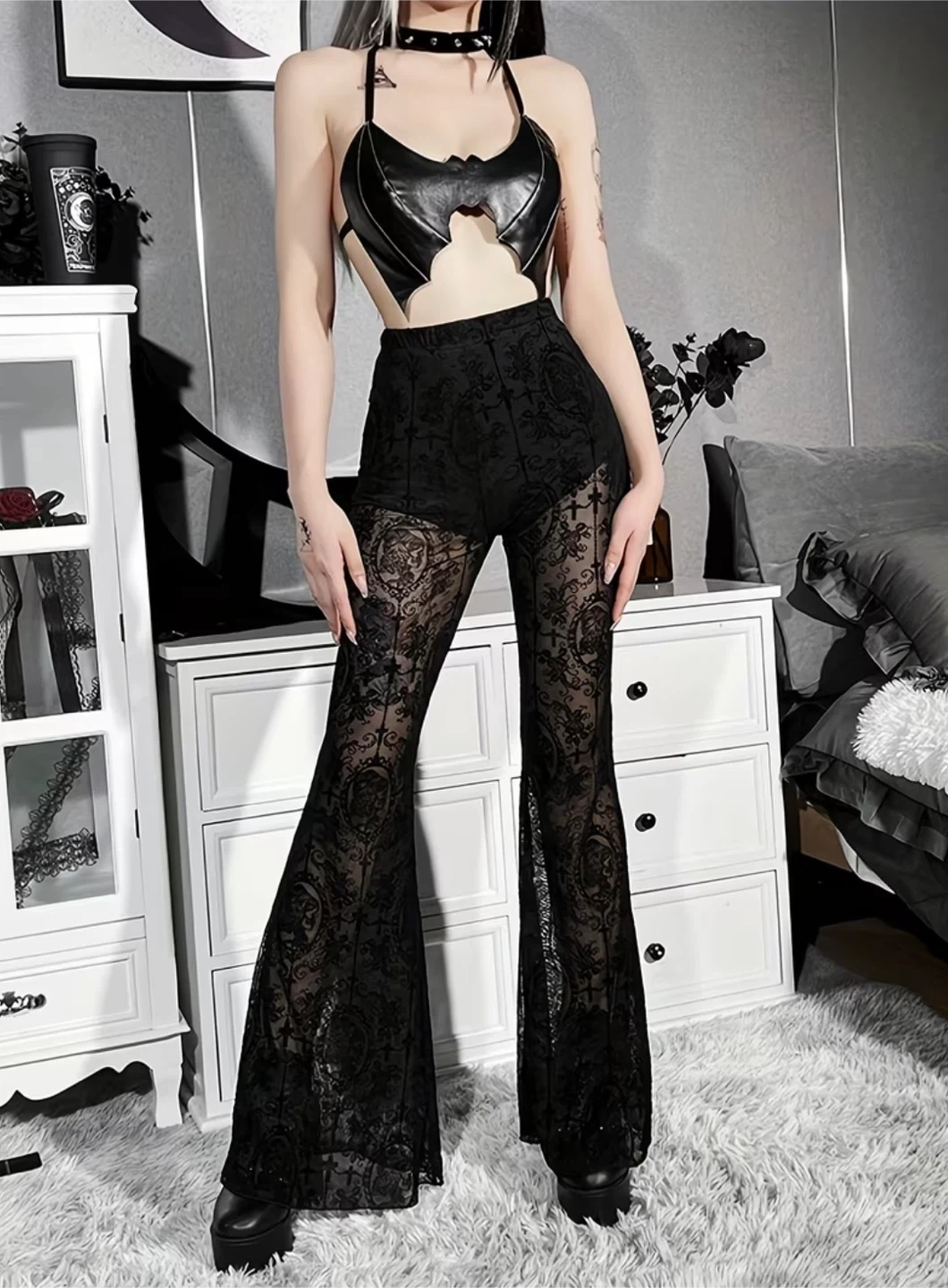 Black lace flare pants - photo 3